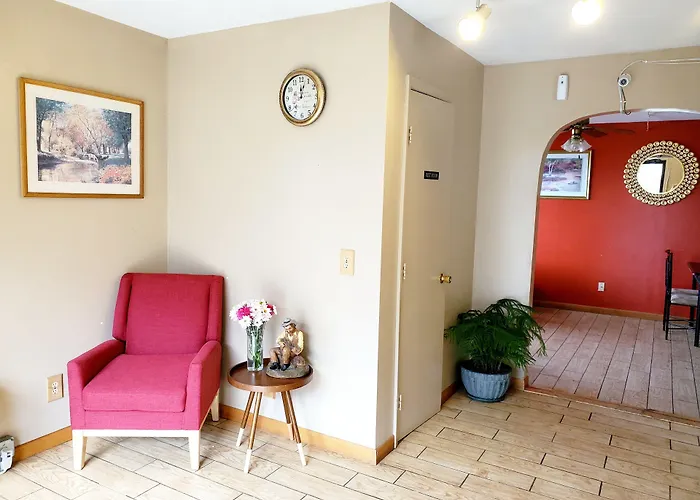 The Budget Express Hotel 2*