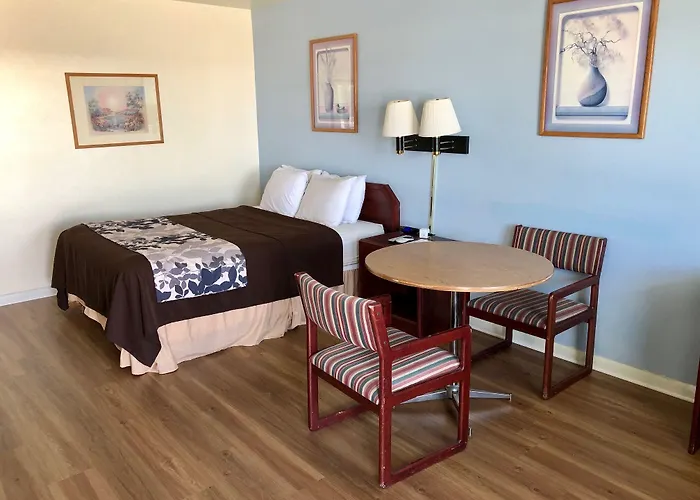 Hotel The Budget Express 2*