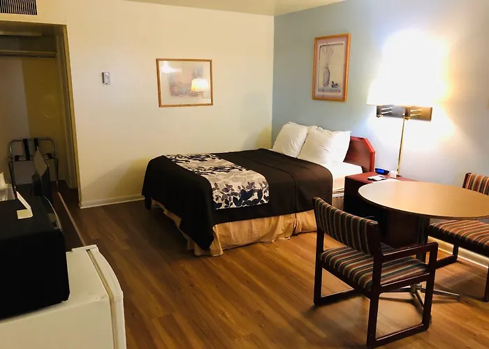 The Budget Express Hotel 2*