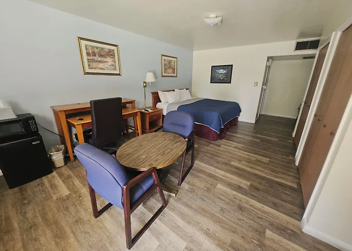 Hotel The Budget Express 2*